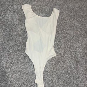 boutique open back tank bodysuit size small